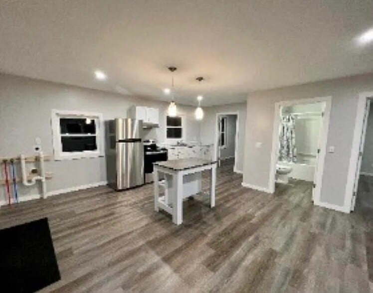 Building Photo - 367 Margaret Ann Dr