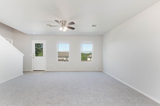 Building Photo - Rare 5 Bedroom Home Available for Immediate Move In w/downstairs Master Bedroom