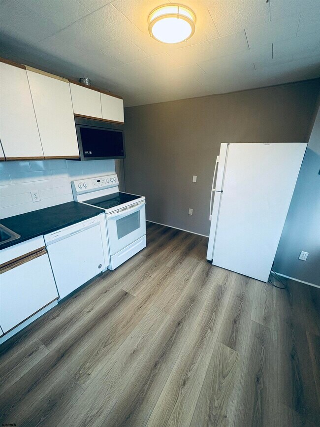 Building Photo - 1526 Madison Ave