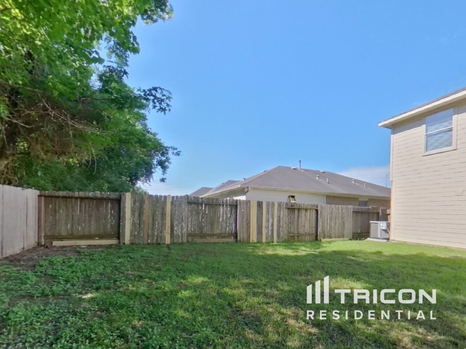 Building Photo - 11835 Belle Ct