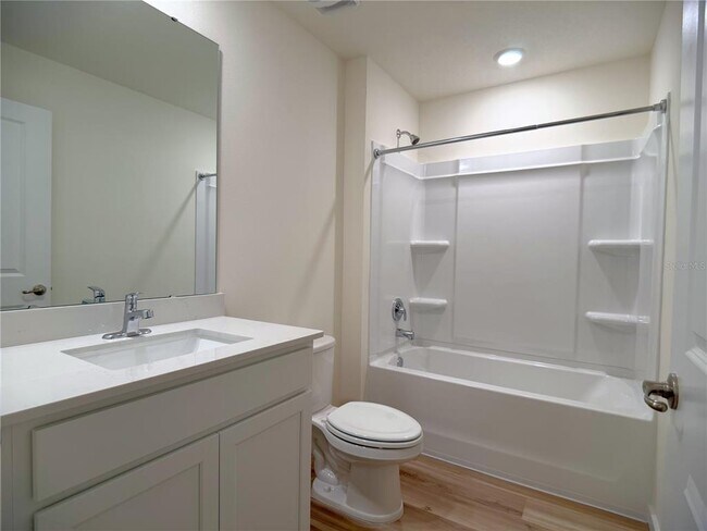 Building Photo - 11331 SE 72nd Ct