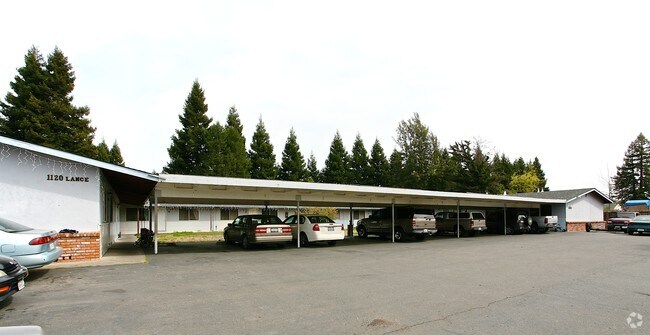 Building Photo - LANCE 1120LANCE