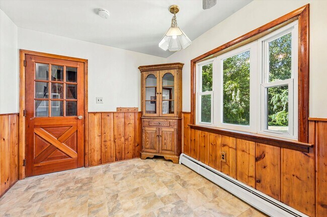 Building Photo - Charming 3 Bedroom, 2 Bathroom Ranch home in West Chester
