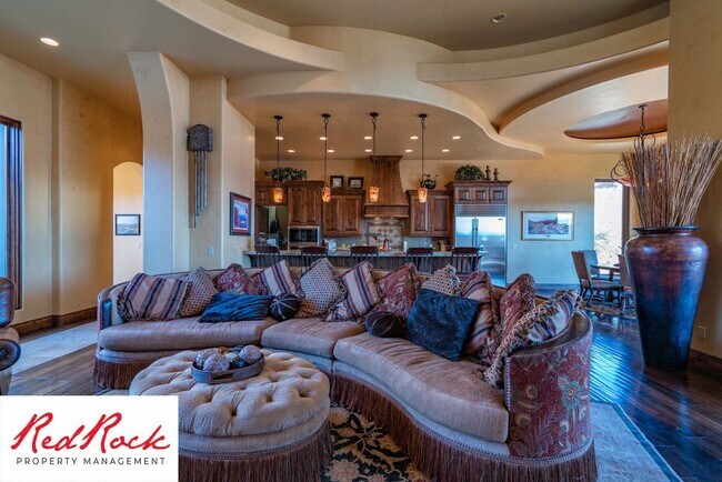 Building Photo - Incredible 4 Bedroom, 4 Bathroom FULLY FURNISHED Property in Entrada with a Private Pool! 18 Mont...
