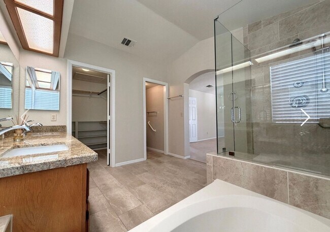 Building Photo - FABULOUSLY CLEAN AND CHARMING HOME IN THE LAKES COMMUNITY OF SOUTHWEST LAS VEGAS