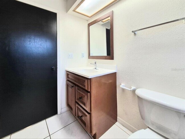 Building Photo - 3103 Cocos Rd