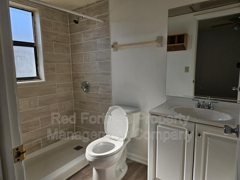 Building Photo - 4031 SW 7th Pl