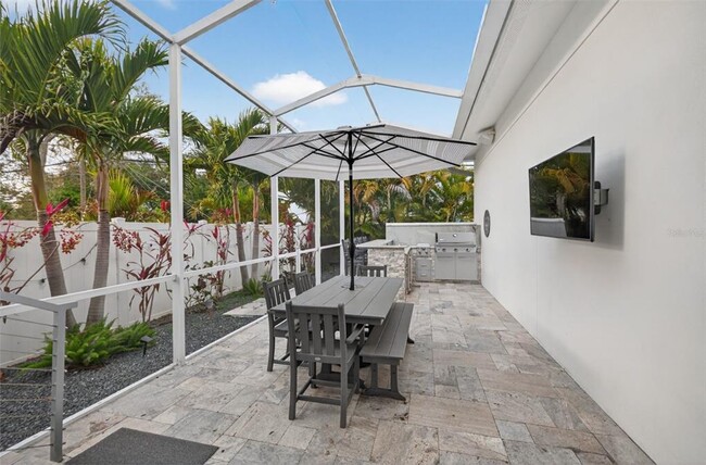 Building Photo - 6163 2nd Ave S