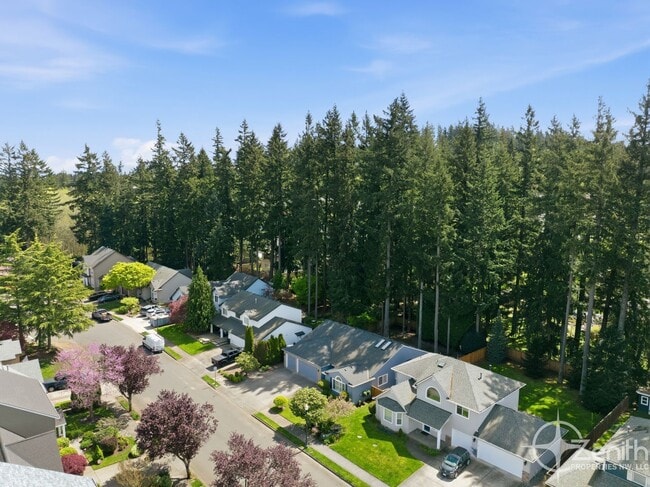 Building Photo - 2348 NW 45th Ave