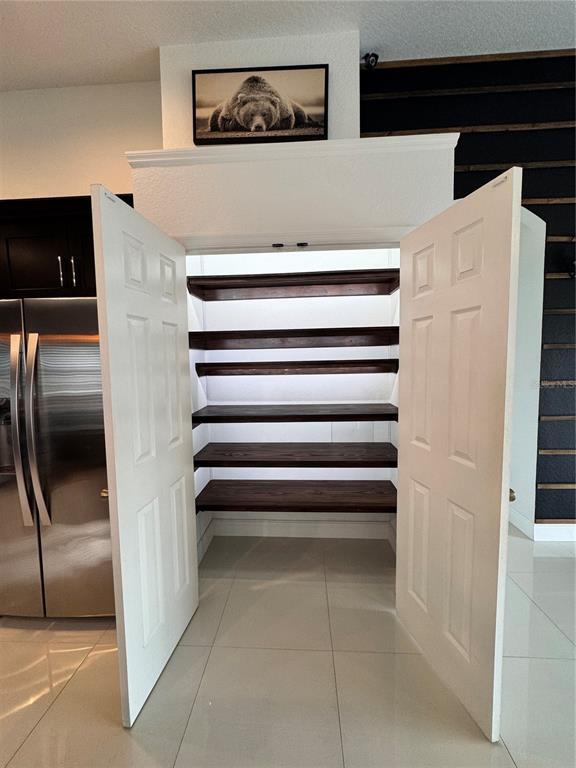 Building Photo - 2823 Maguire Dr