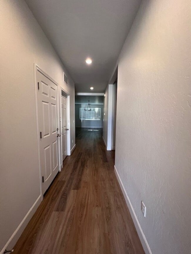 Building Photo - Coming Soon!