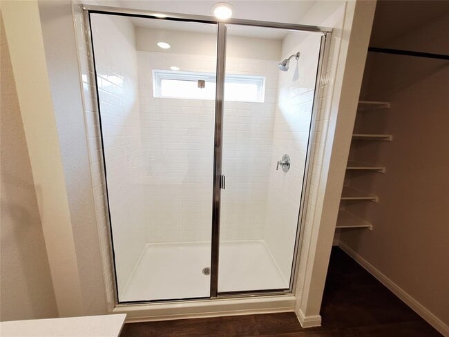 Building Photo - 1327 Camden Ln