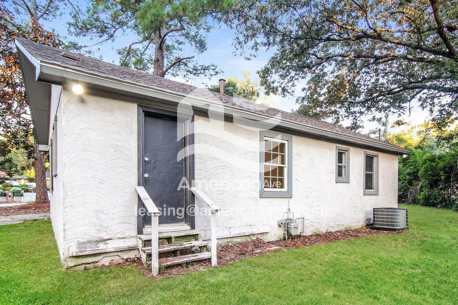 Building Photo - 408 Camellia Cir