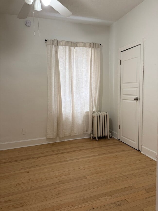 Building Photo - 2453 N Tripp Ave