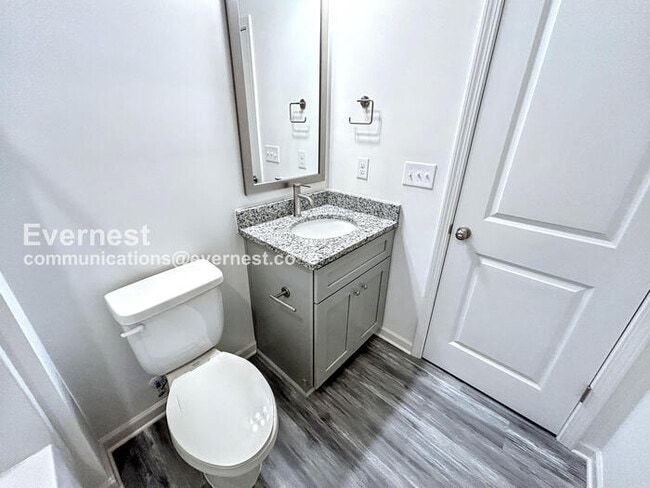 Building Photo - 821 Key St