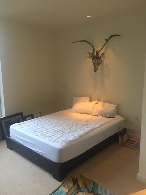 Building Photo - 3570 SW River Pkwy