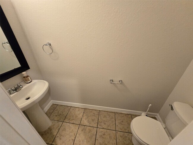 Building Photo - 26502 Green Heron Dr