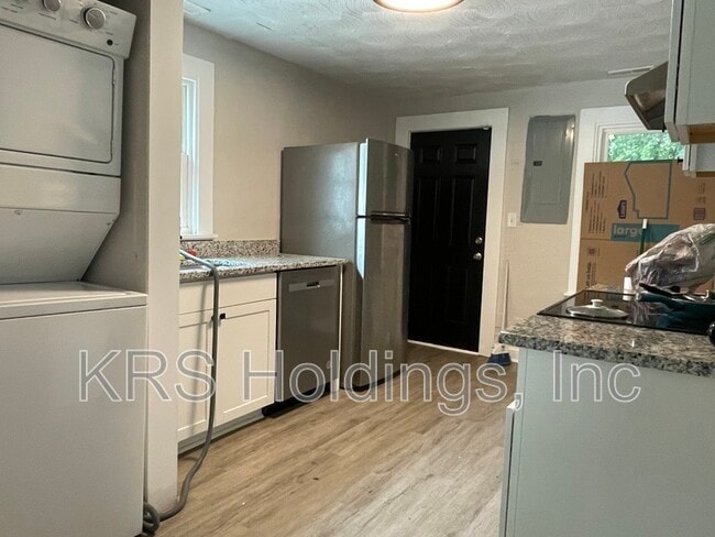 Building Photo - 839 21st St