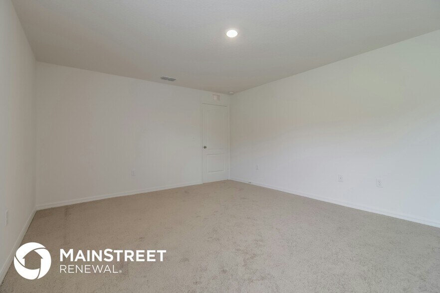 Building Photo - 35637 Rose Moss Ave