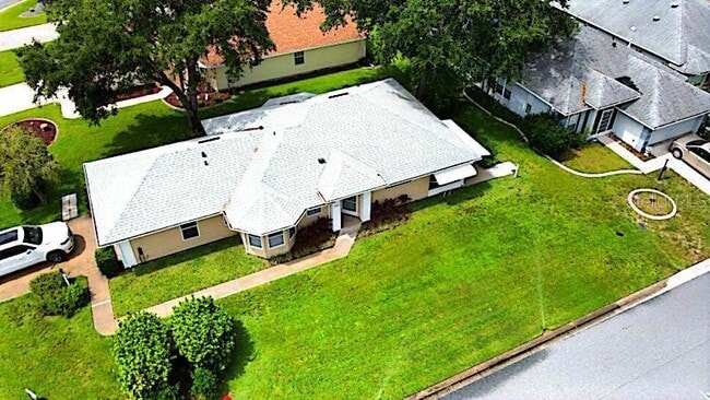 Building Photo - 5622 King James Ave