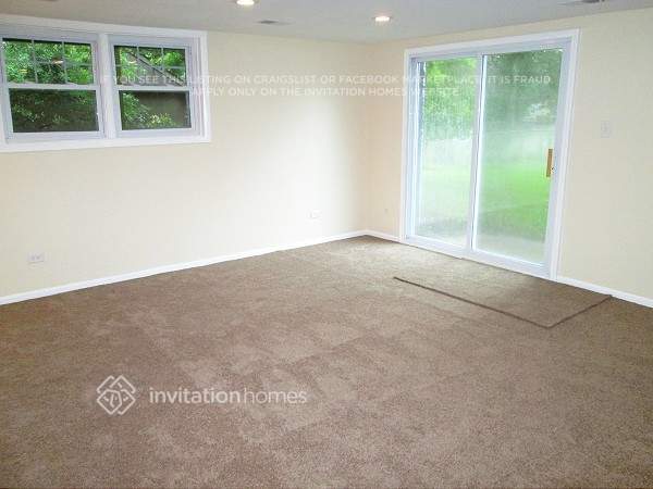 Building Photo - 822 Bradley Ave