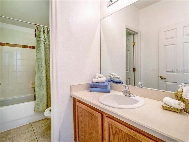 Building Photo - 153 Vizcay Way