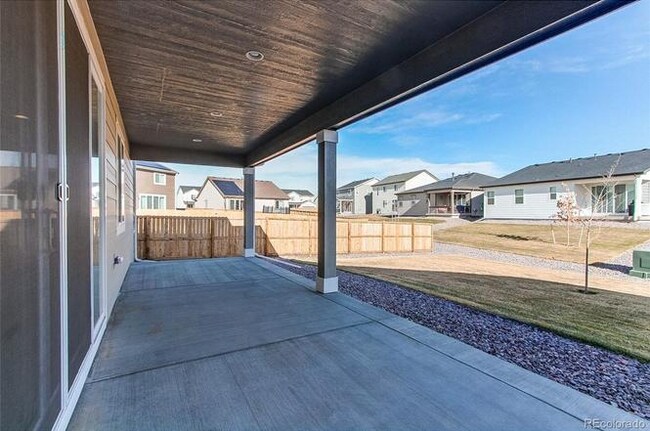 Building Photo - 27330 E 10th Dr