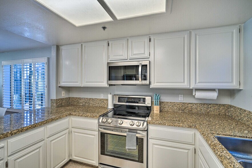 Building Photo - 222 Palmetto Ave