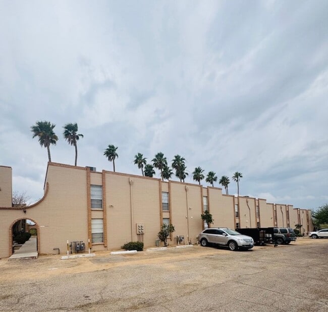 Building Photo - Sunnyslope Apartments