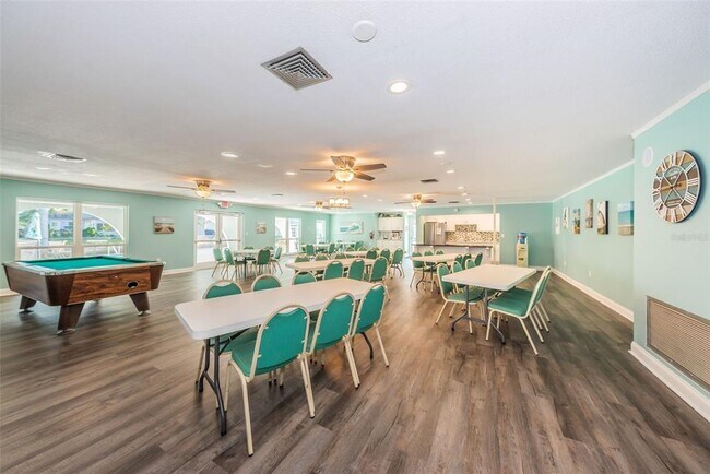 Building Photo - 1000 Crane Ct