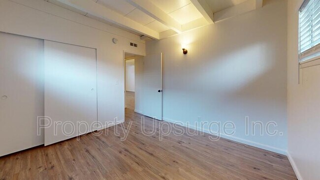 Building Photo - 620 Monardas Dr