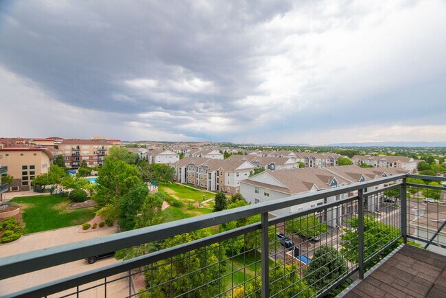 Building Photo - 10176 Park Meadows Dr