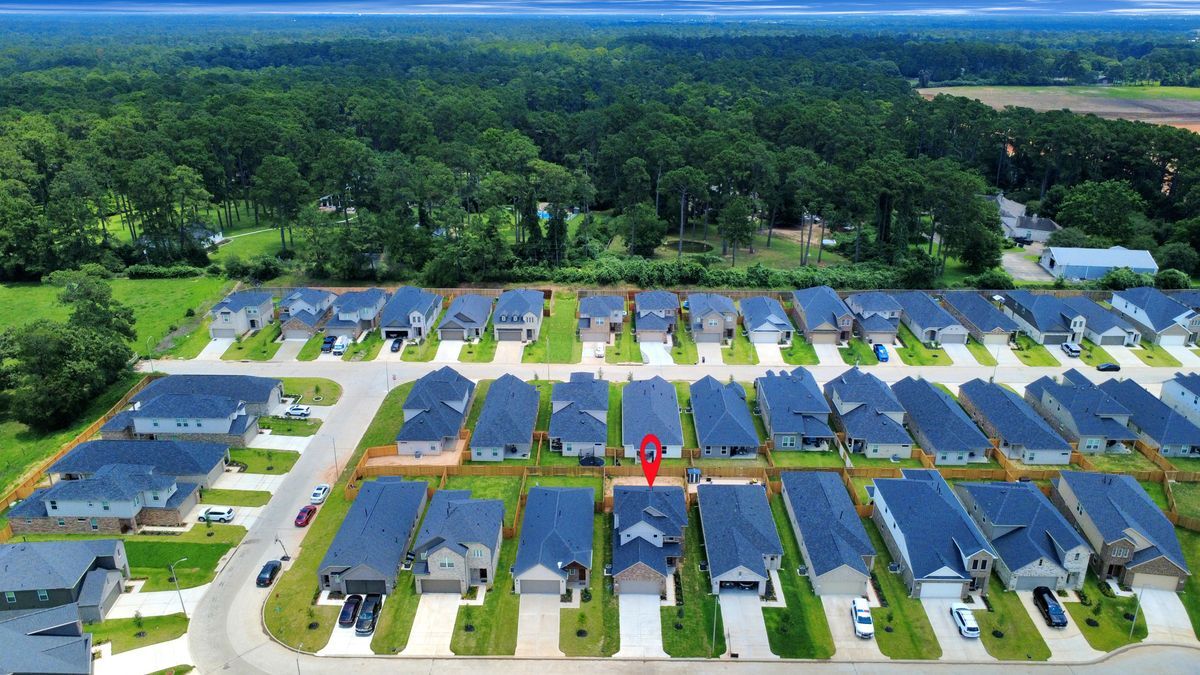 Building Photo - 22826 Xanthos St