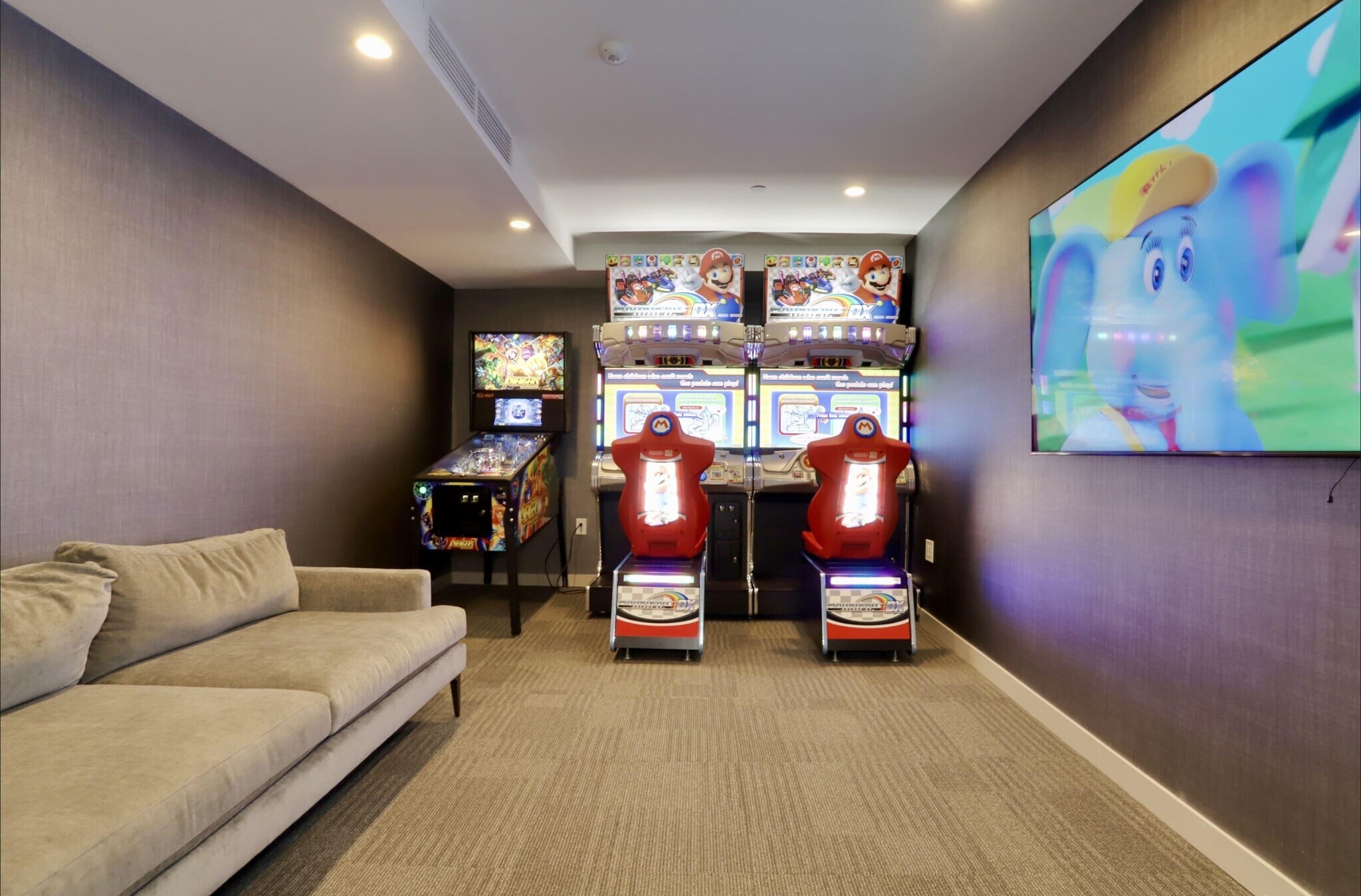 Building Photo - 151 Bay St