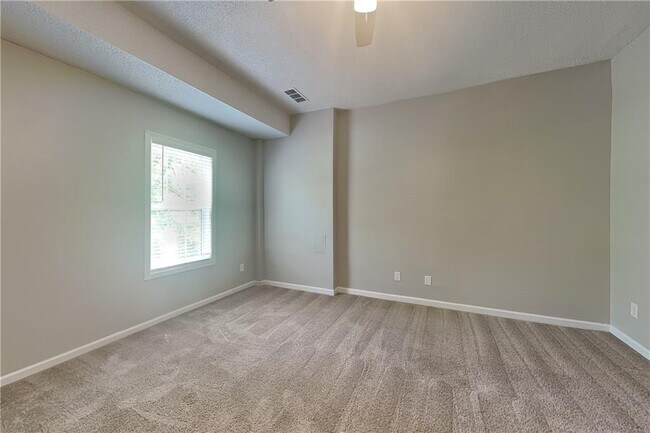 Building Photo - 2701 Winky Bluff