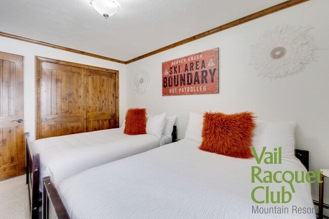Building Photo - AVAILABLE for an Annual Lease @ $5,000/mo ...