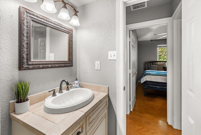 Building Photo - 3500 Tangle Brush Dr