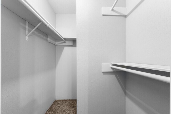 Building Photo - 2100 Wilcrest Dr