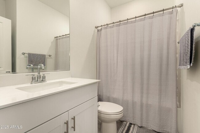 Building Photo - 3022 Hayden Rose Ave