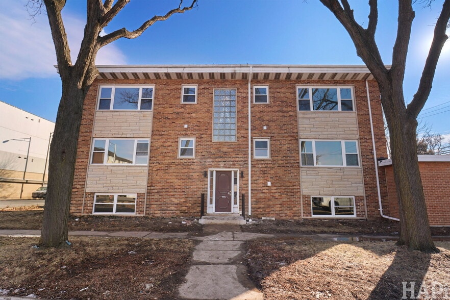 Building Photo - 7204 13th St