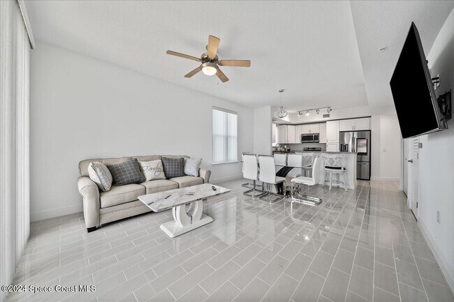 Building Photo - 735 Pilot Lane