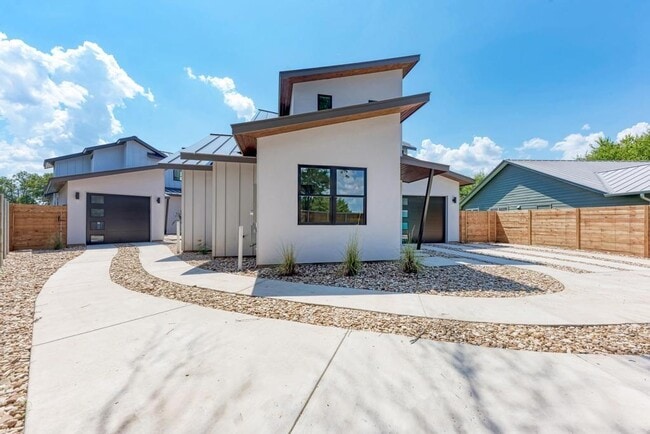 Building Photo - 200 Tillery Sq