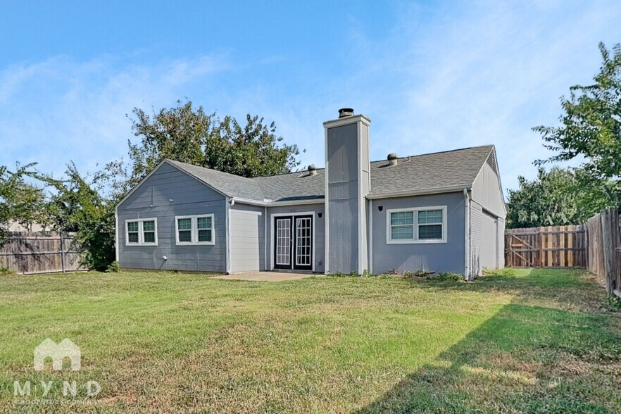 Building Photo - 3732 Farm Field Ln