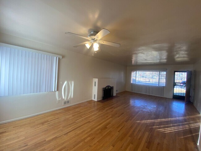 Building Photo - 1200 Stanford Dr NE