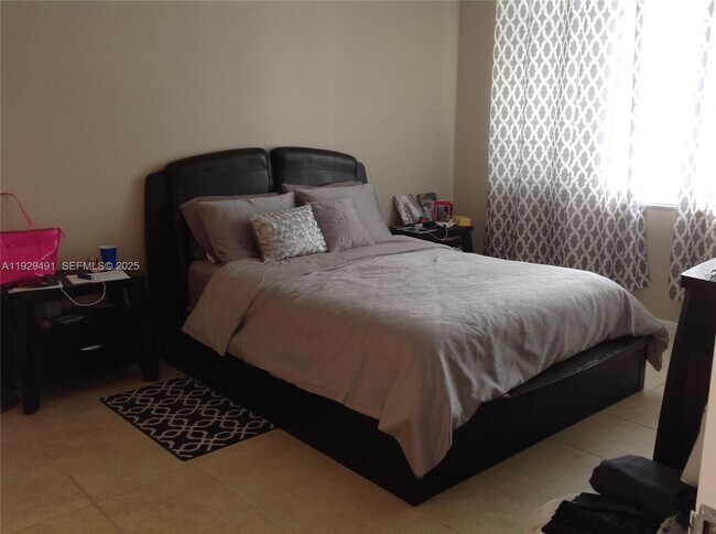 Building Photo - 1865 79th Street Causeway