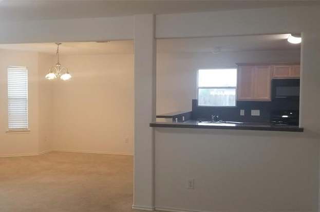 Building Photo - 12731 Sandbur Valley Way
