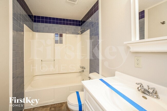 Building Photo - 9012 Panorama Ct