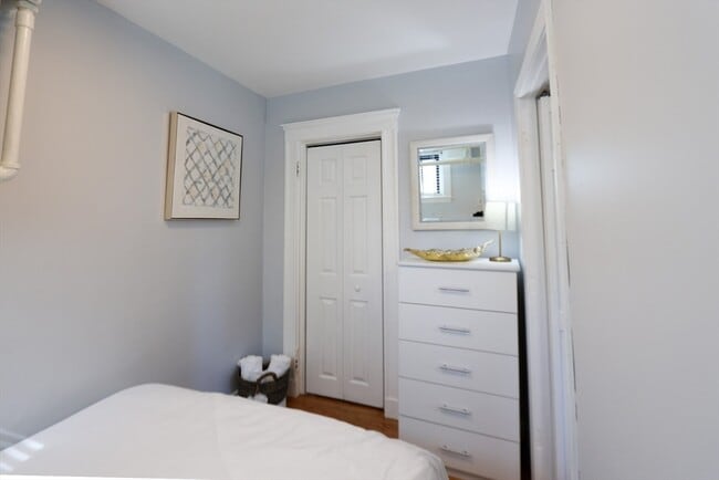Building Photo - 39 Glenville Terrace
