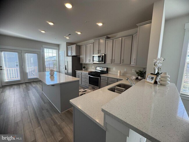 Building Photo - 7919 Wormans Mill Rd