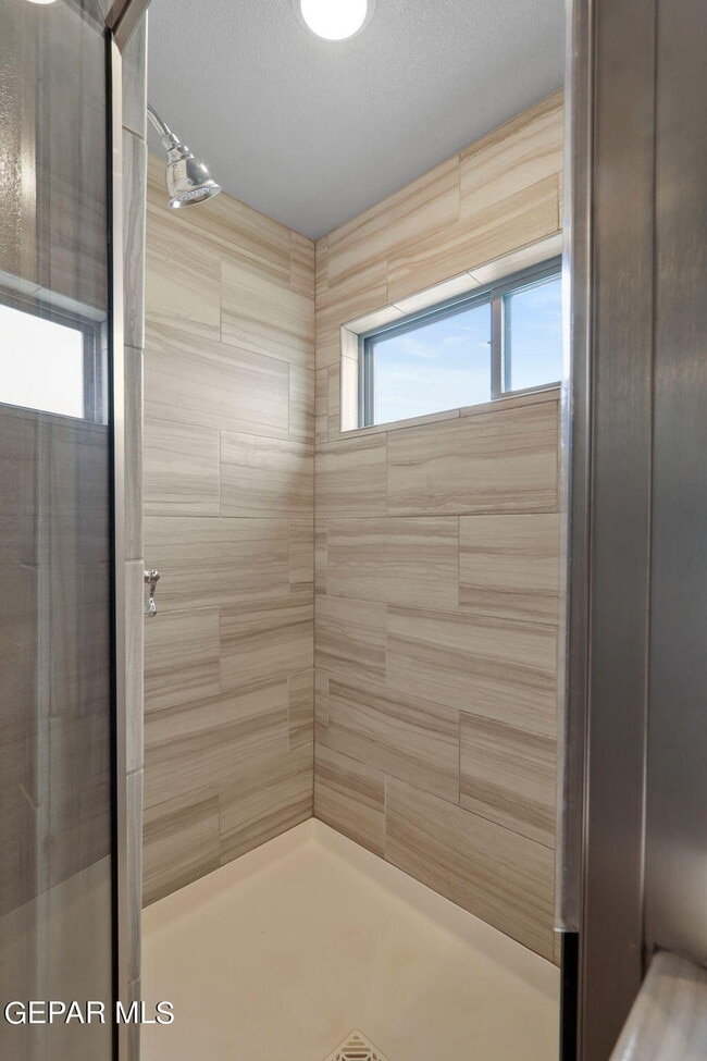 Building Photo - 14708 Tierra Garcia Dr